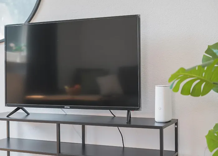 Exklusive Monteurwohnung In * لورخ