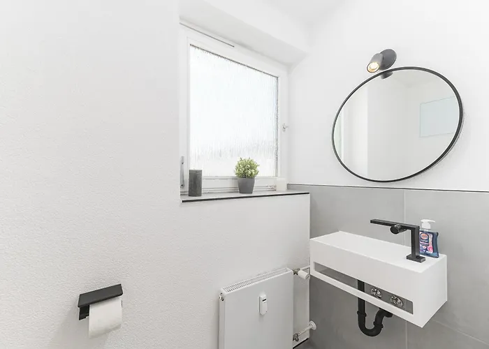 Exklusive Monteurwohnung In شقة لورخ